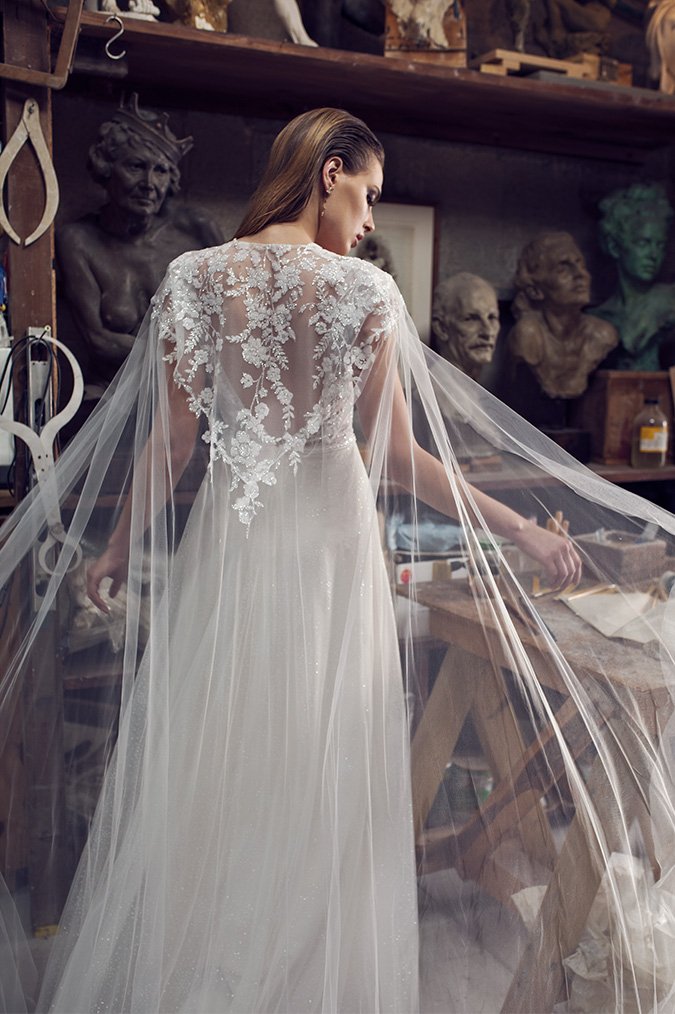 טול ופרחים המשמשים לשאל